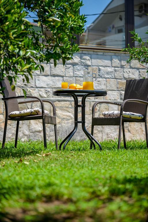 Apartmani Krgusic تيفات المظهر الخارجي الصورة