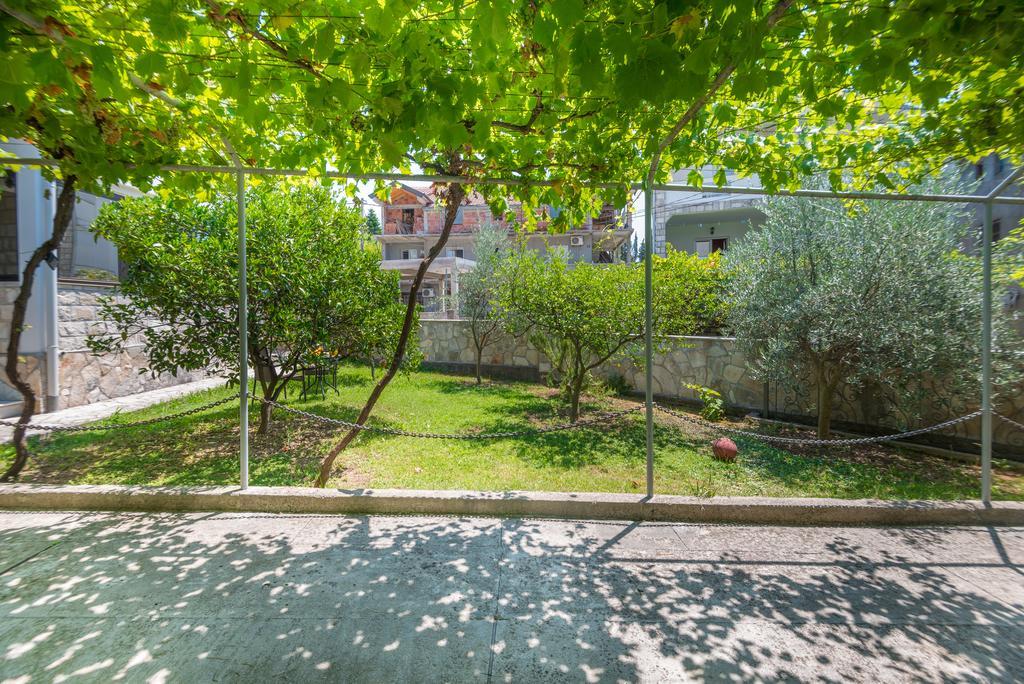Apartmani Krgusic تيفات المظهر الخارجي الصورة